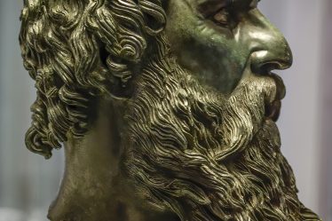 Bronze head of Seuthes III discovered at the Golyama Kosmatka tomb