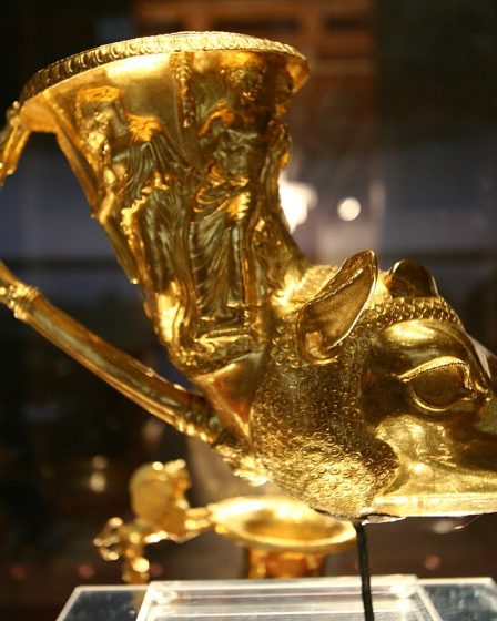 The nine gold vessels of the Panagyurishte Treasure