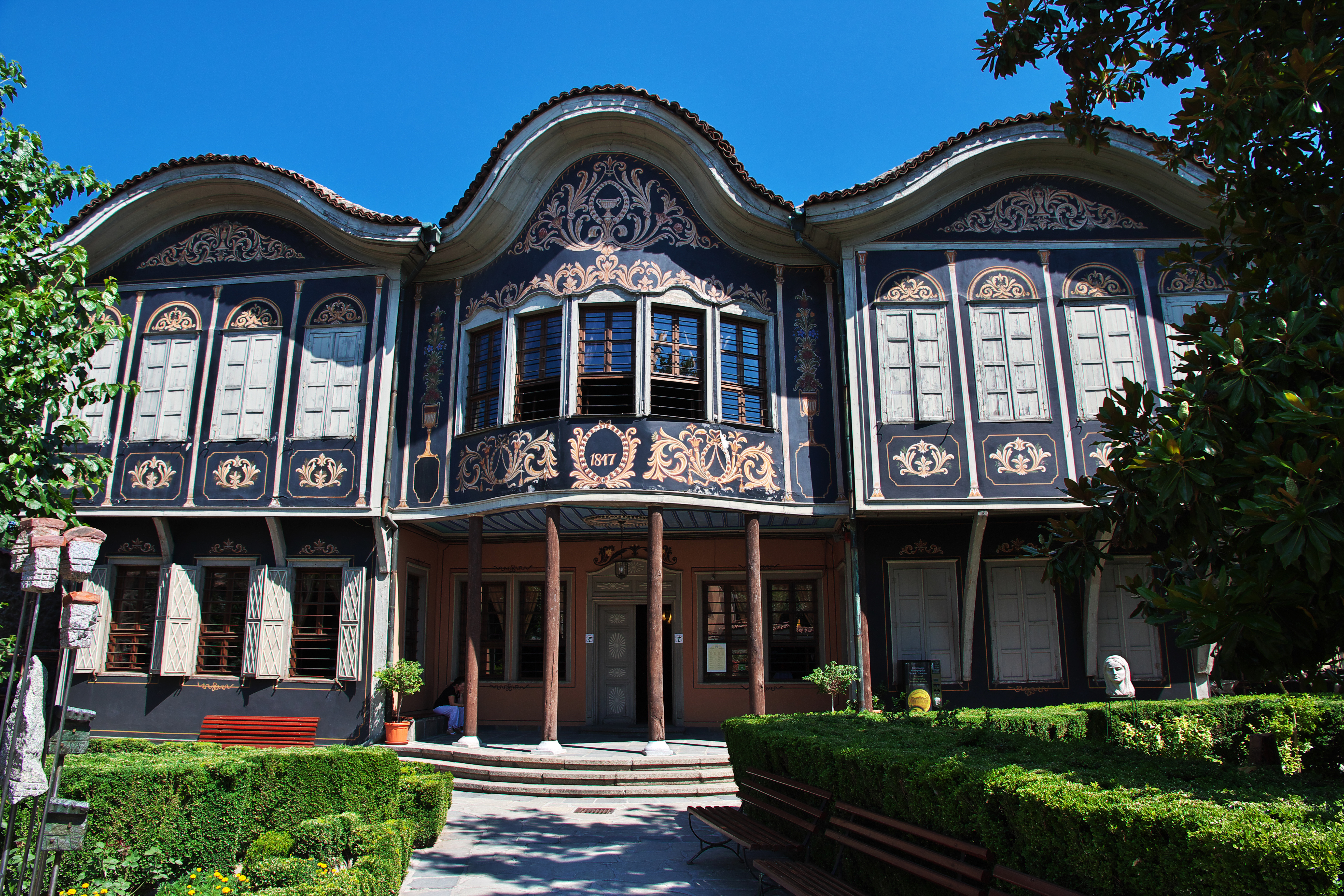 Top 10 places in PLD Featured