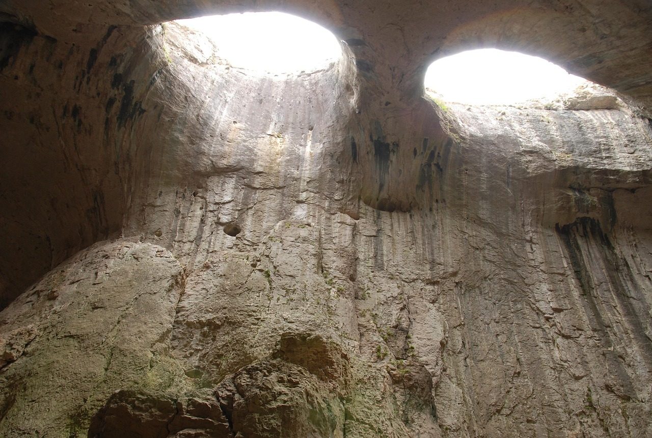 bulgaria, prohodna cave, god eye's cave, cave, cavern, enviroment, underground, subterranean, under, exploration, formation, spelunking, brown eye, brown god, bulgaria, bulgaria, bulgaria, bulgaria, bulgaria, cave, cavern, cavern