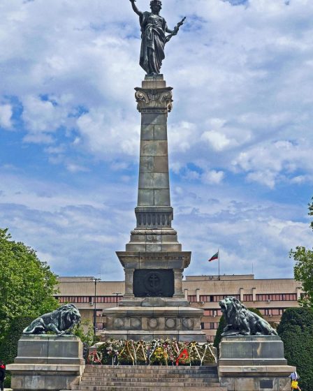 bulgaria, rousse, the people's liberation monument, pillar, architecture, travel, monument, statue, city, wreaths, district government, landmark, north-east bulgaria, russian, balkan, southeast europe, eu