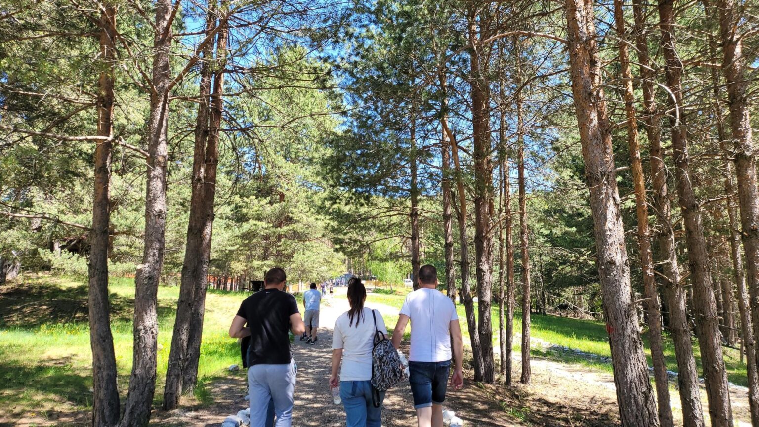Bansko Without the Skiing or the Spa?! A Guide to Getting Properly Lost in the Mountains