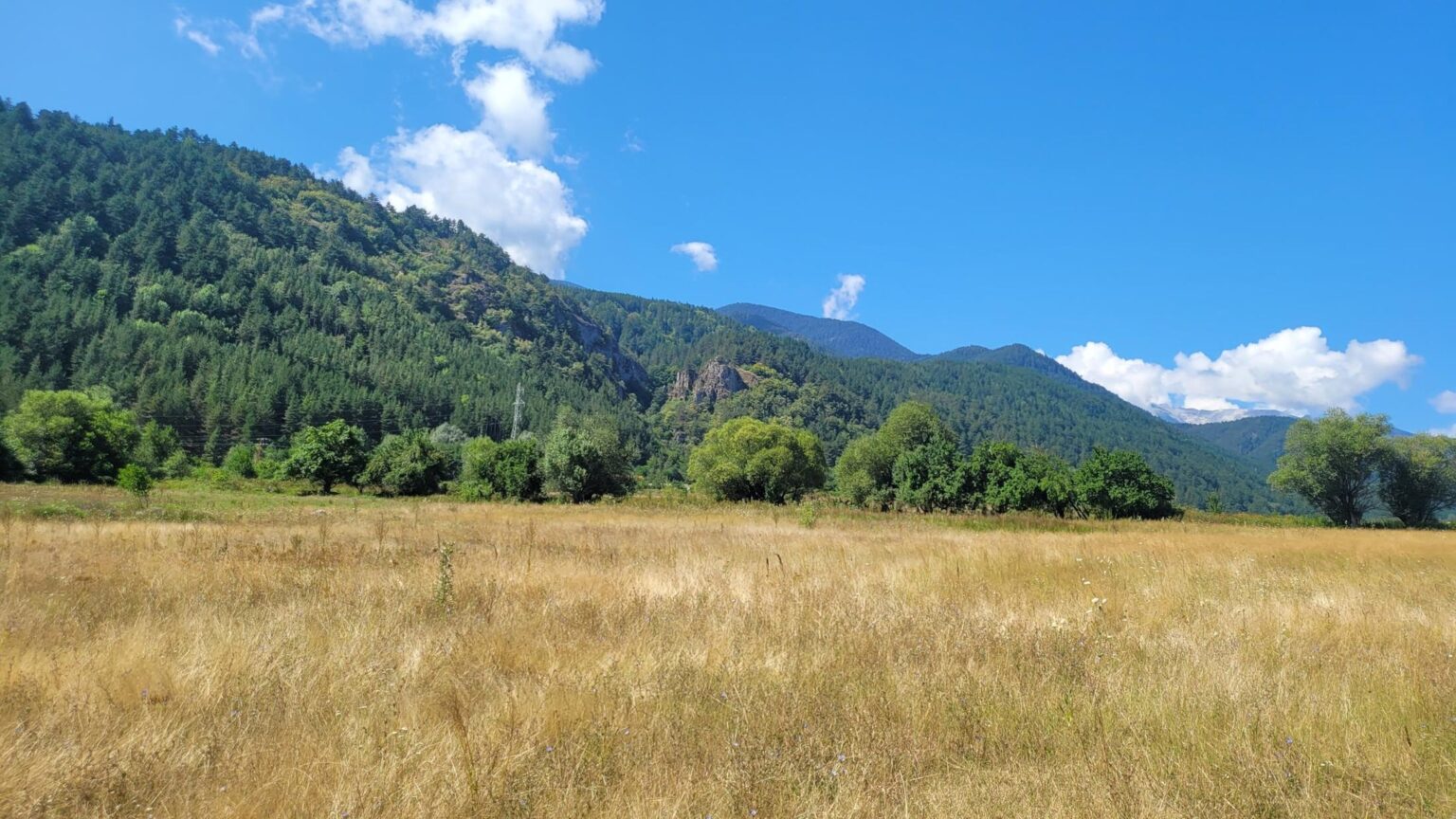 Bansko Without the Skiing or the Spa?! A Guide to Getting Properly Lost in the Mountains