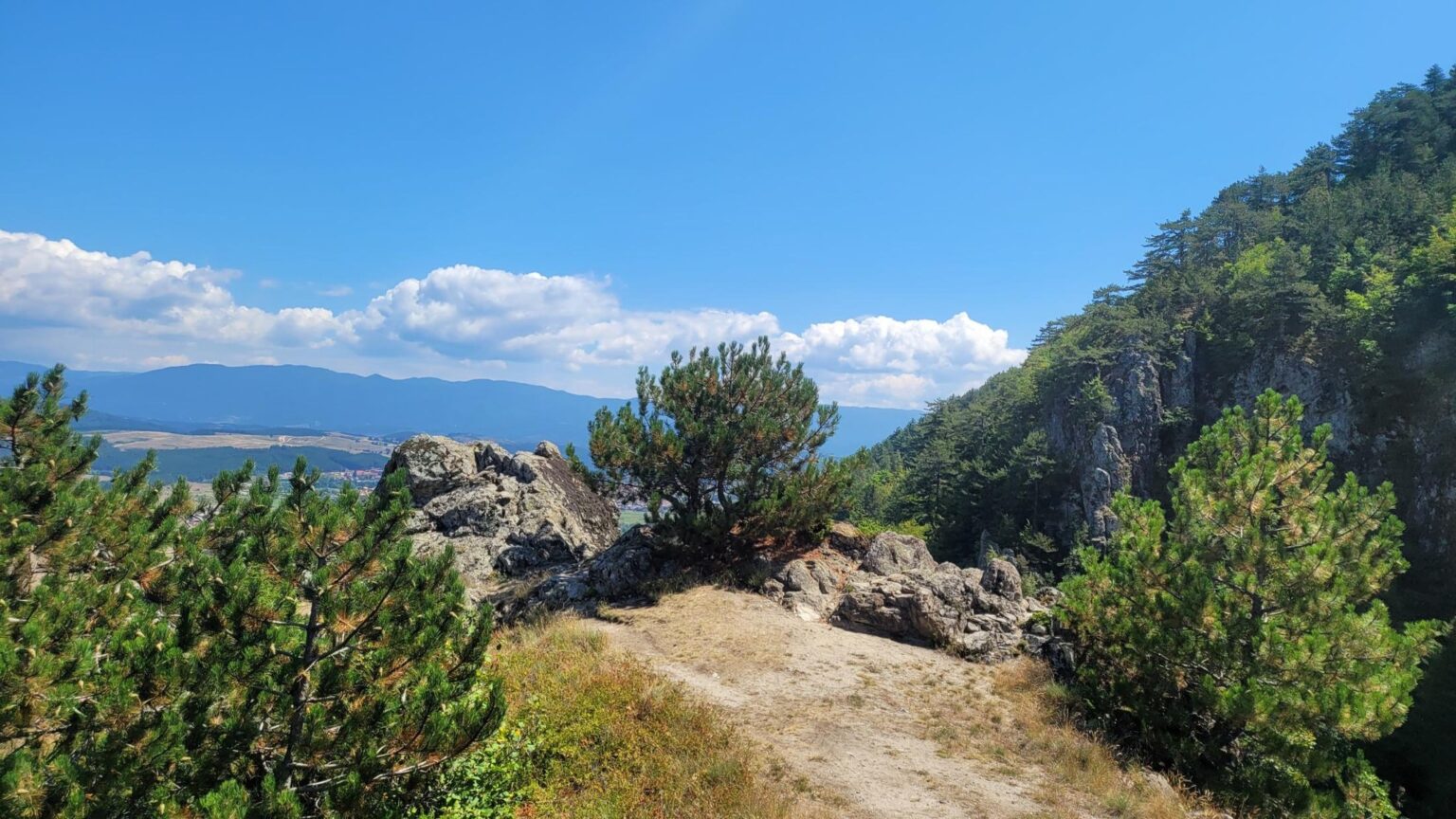 Bansko Without the Skiing or the Spa?! A Guide to Getting Properly Lost in the Mountains