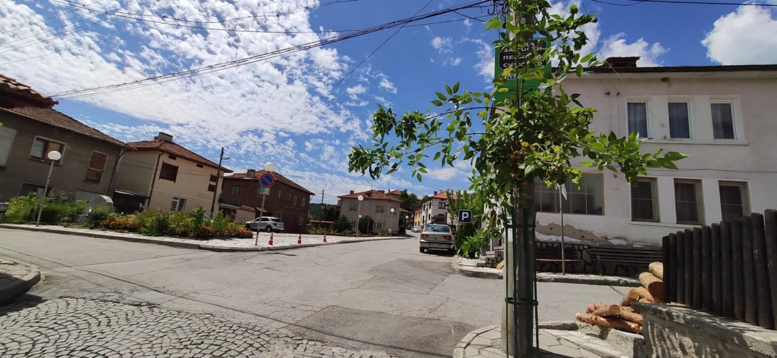 Bansko Without the Skiing or the Spa?! A Guide to Getting Properly Lost in the Mountains