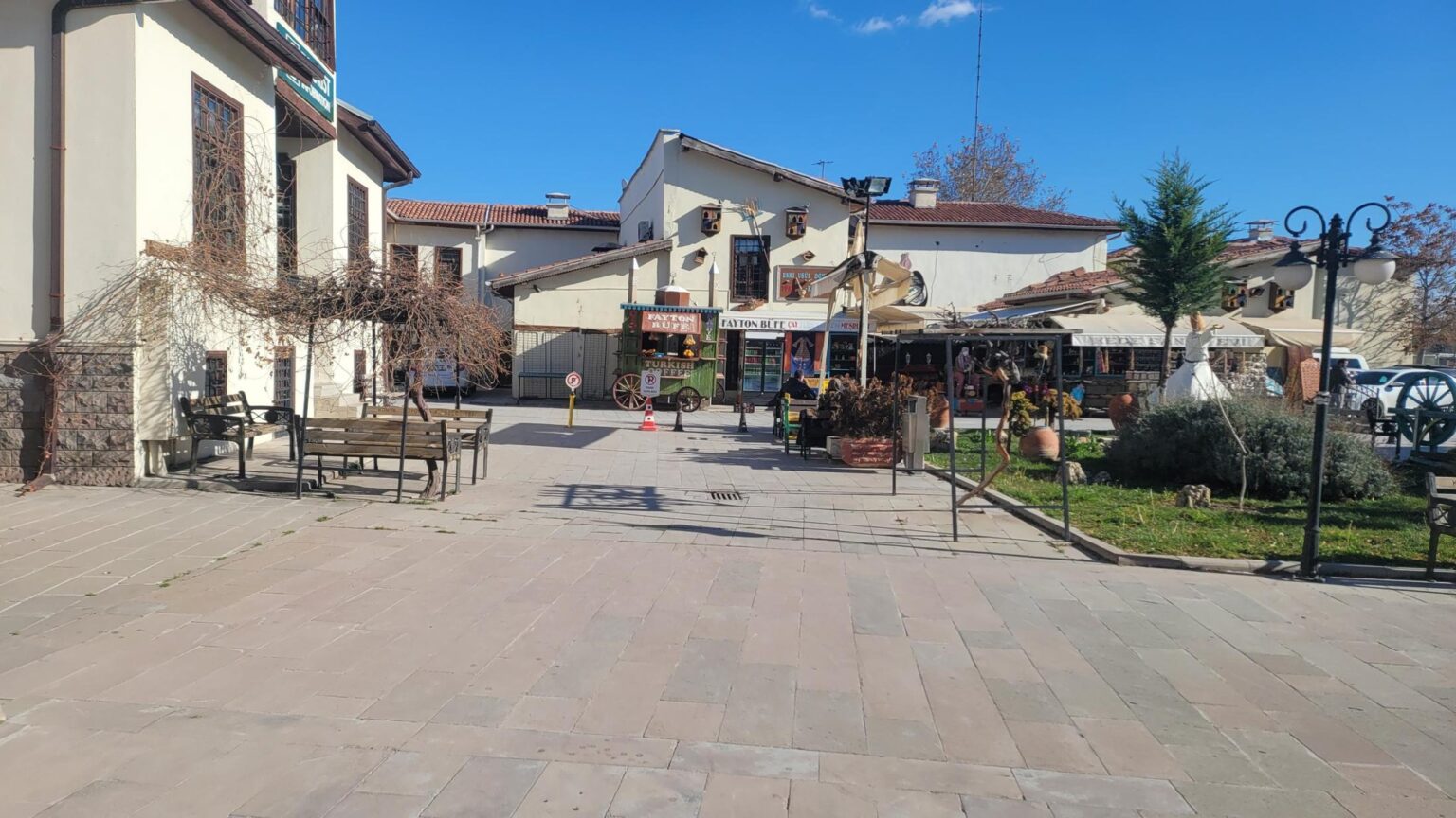 Konya and the Mevlâna lodge — 22