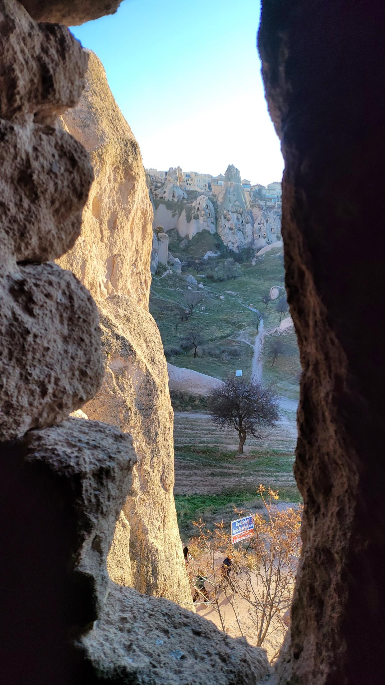 Uçhisar and its rock castle — 33