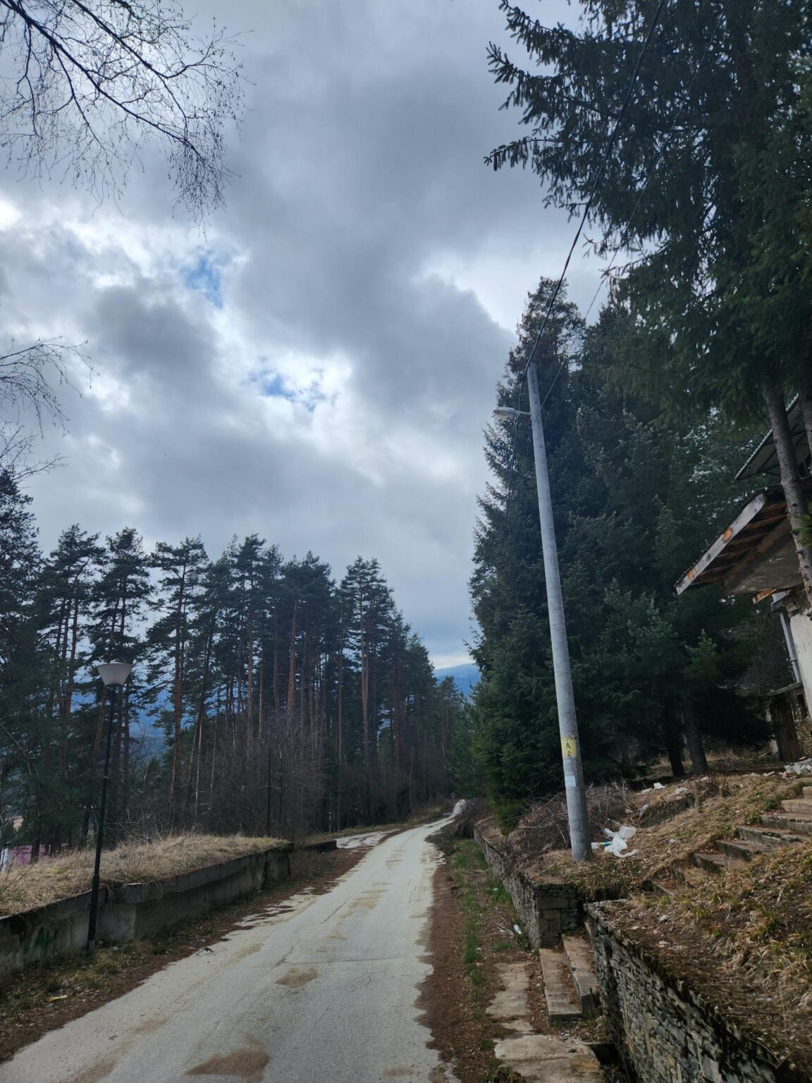 Tsigov Chark resort on the Batak reservoir in the western Rhodopes - photo 3