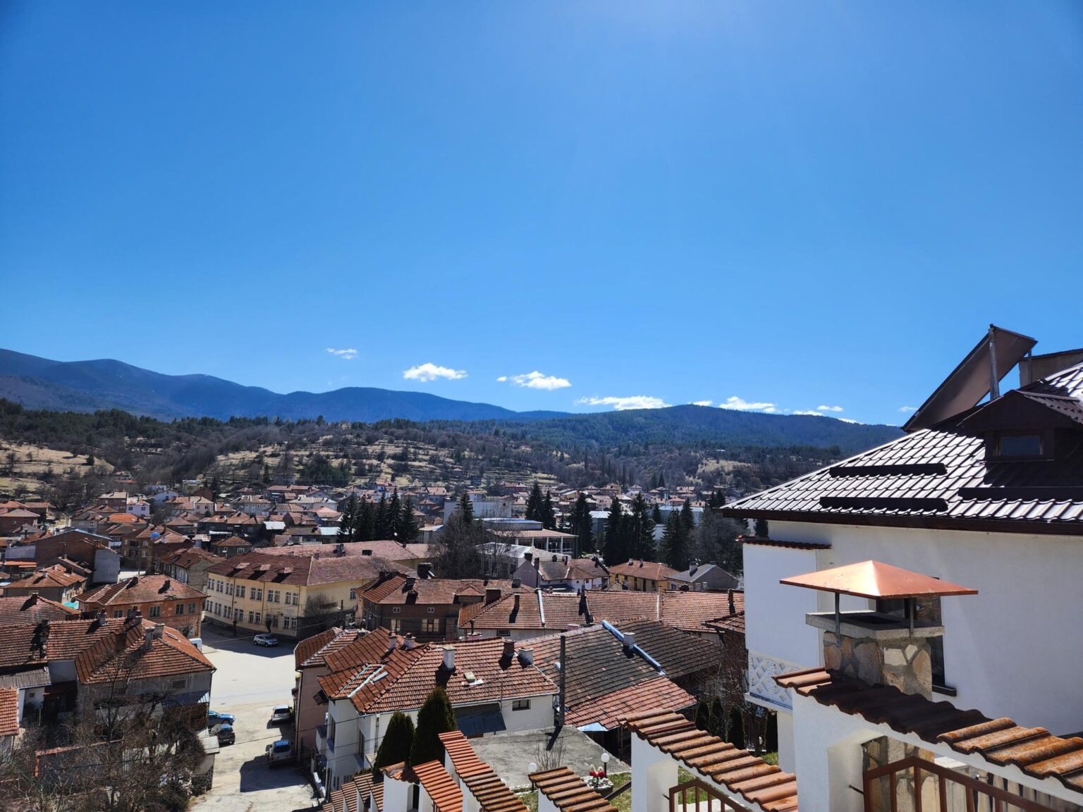 The 1978 memorial above Batak and the panorama over the town - photo 4