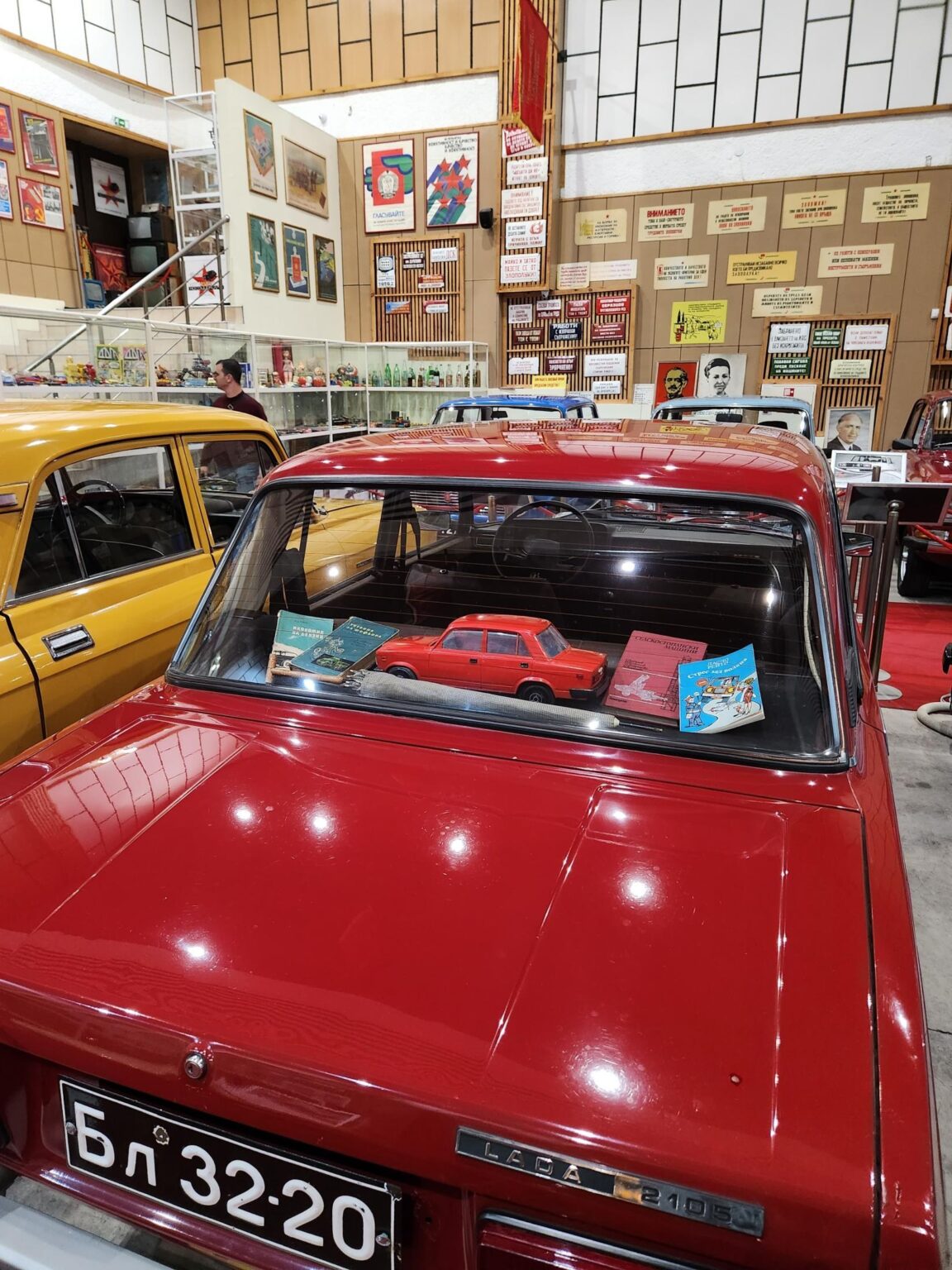 Retro cars and everyday objects in the Museum of the Cars of Socialism in Peshtera - photo 49