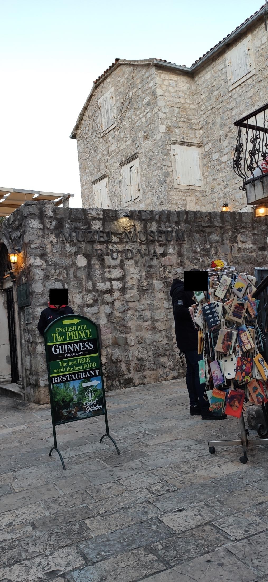 Budva on New Year's Eve afternoon — 7