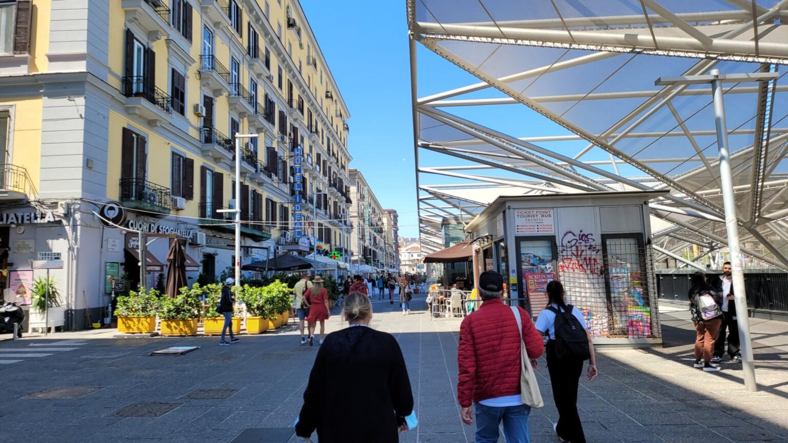 An Imperfect Italy, or How "See Naples and Die" Turned Out to Be a Mistranslation
