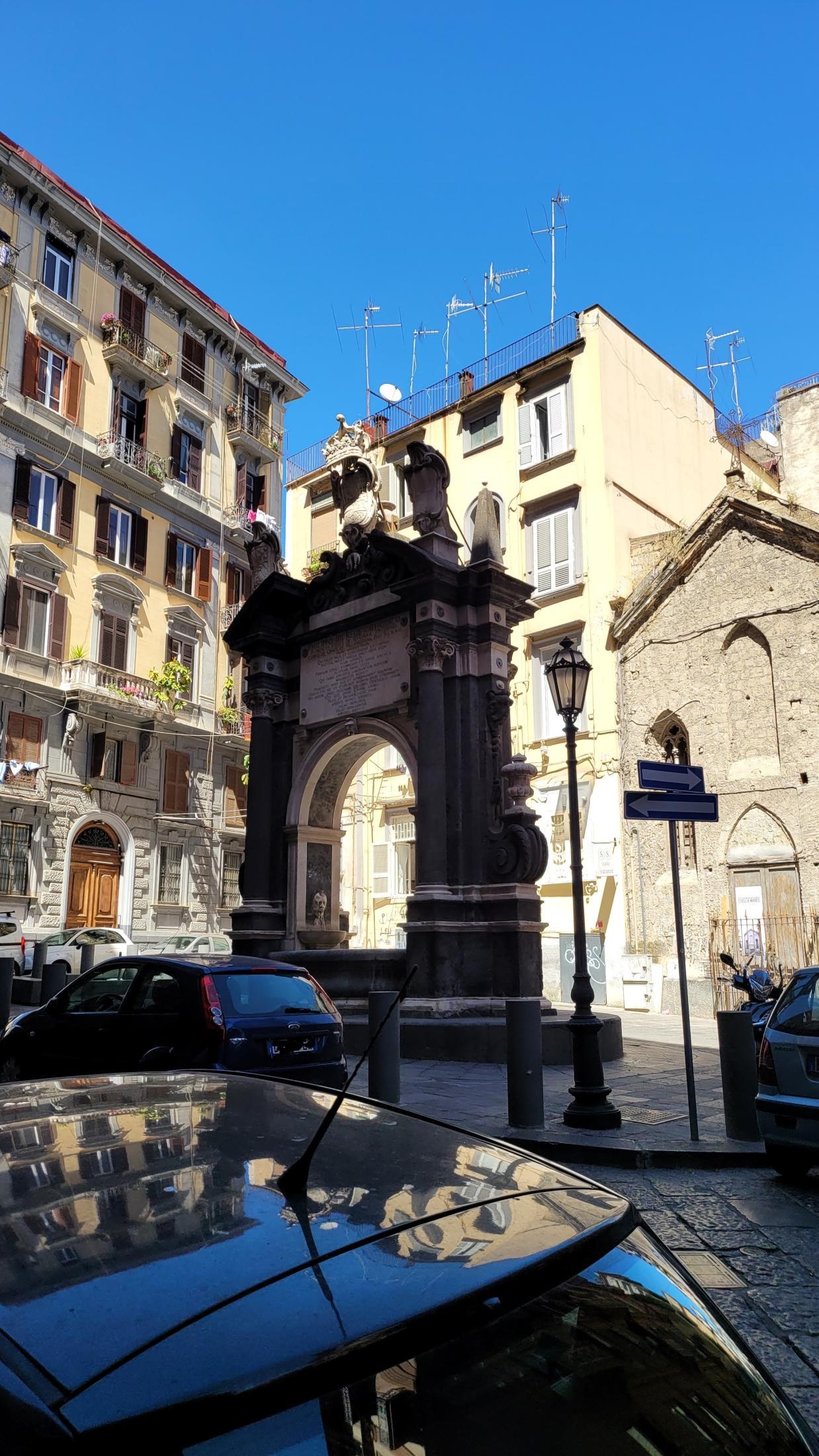 An Imperfect Italy, or How "See Naples and Die" Turned Out to Be a Mistranslation