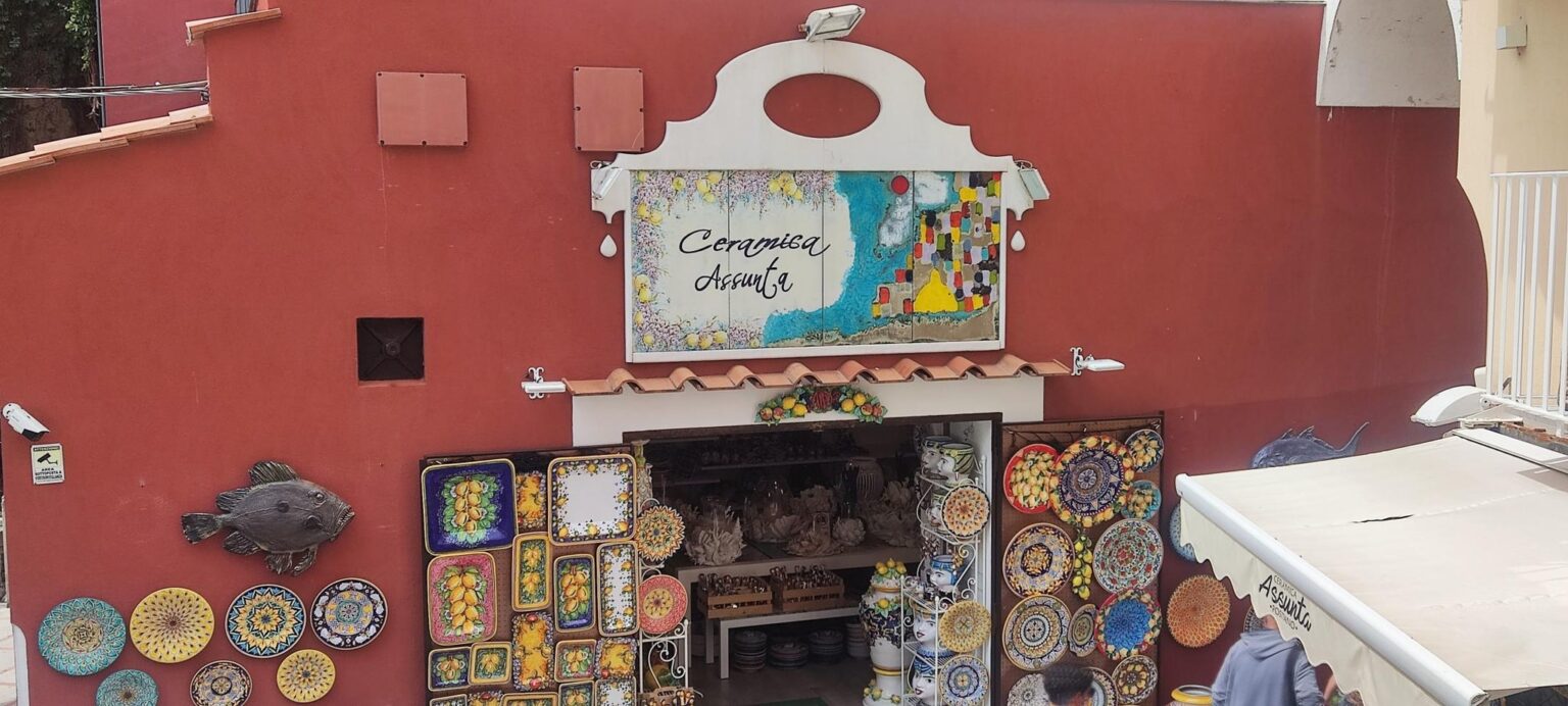 An Imperfect Italy, or How "See Naples and Die" Turned Out to Be a Mistranslation