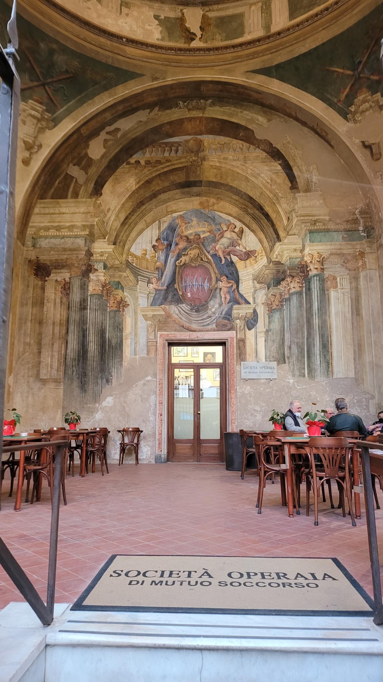 An Imperfect Italy, or How "See Naples and Die" Turned Out to Be a Mistranslation