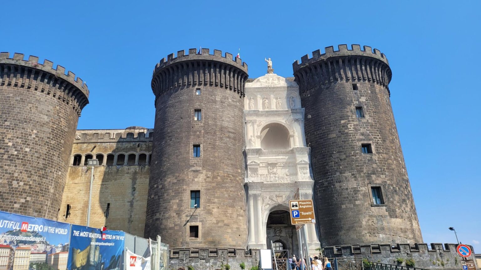An Imperfect Italy, or How "See Naples and Die" Turned Out to Be a Mistranslation