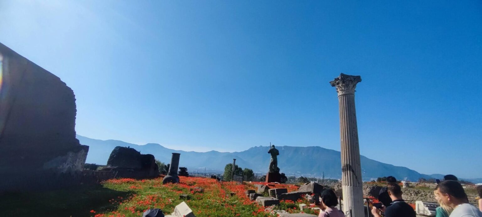 An Imperfect Italy, or How "See Naples and Die" Turned Out to Be a Mistranslation