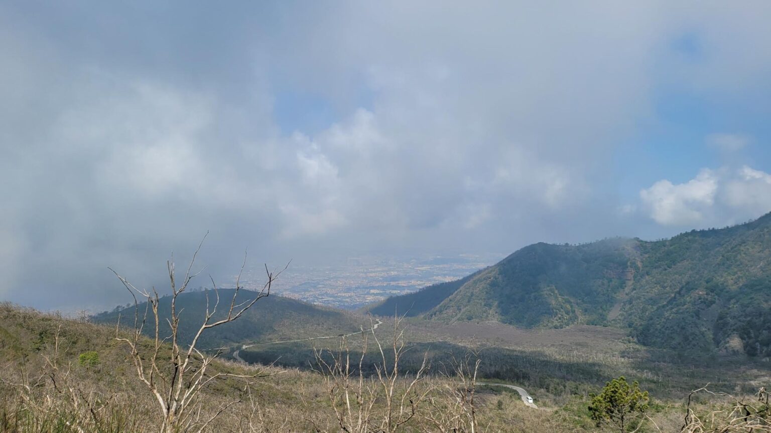 An Imperfect Italy, or How "See Naples and Die" Turned Out to Be a Mistranslation