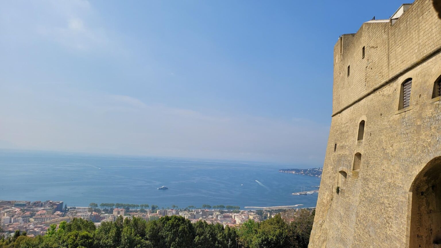 An Imperfect Italy, or How "See Naples and Die" Turned Out to Be a Mistranslation