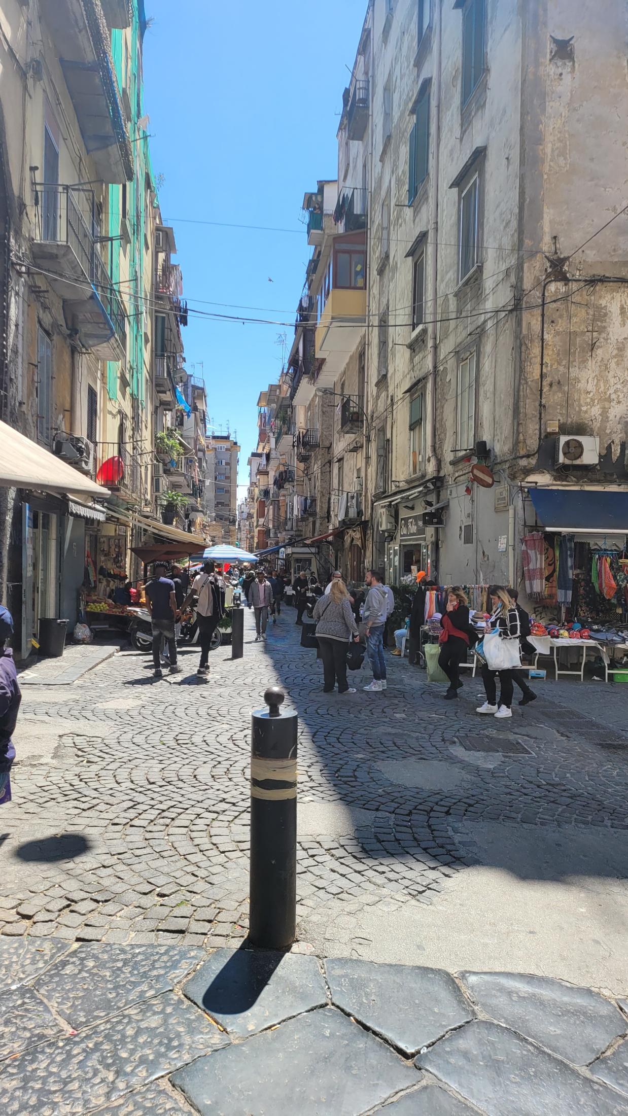 An Imperfect Italy, or How "See Naples and Die" Turned Out to Be a Mistranslation
