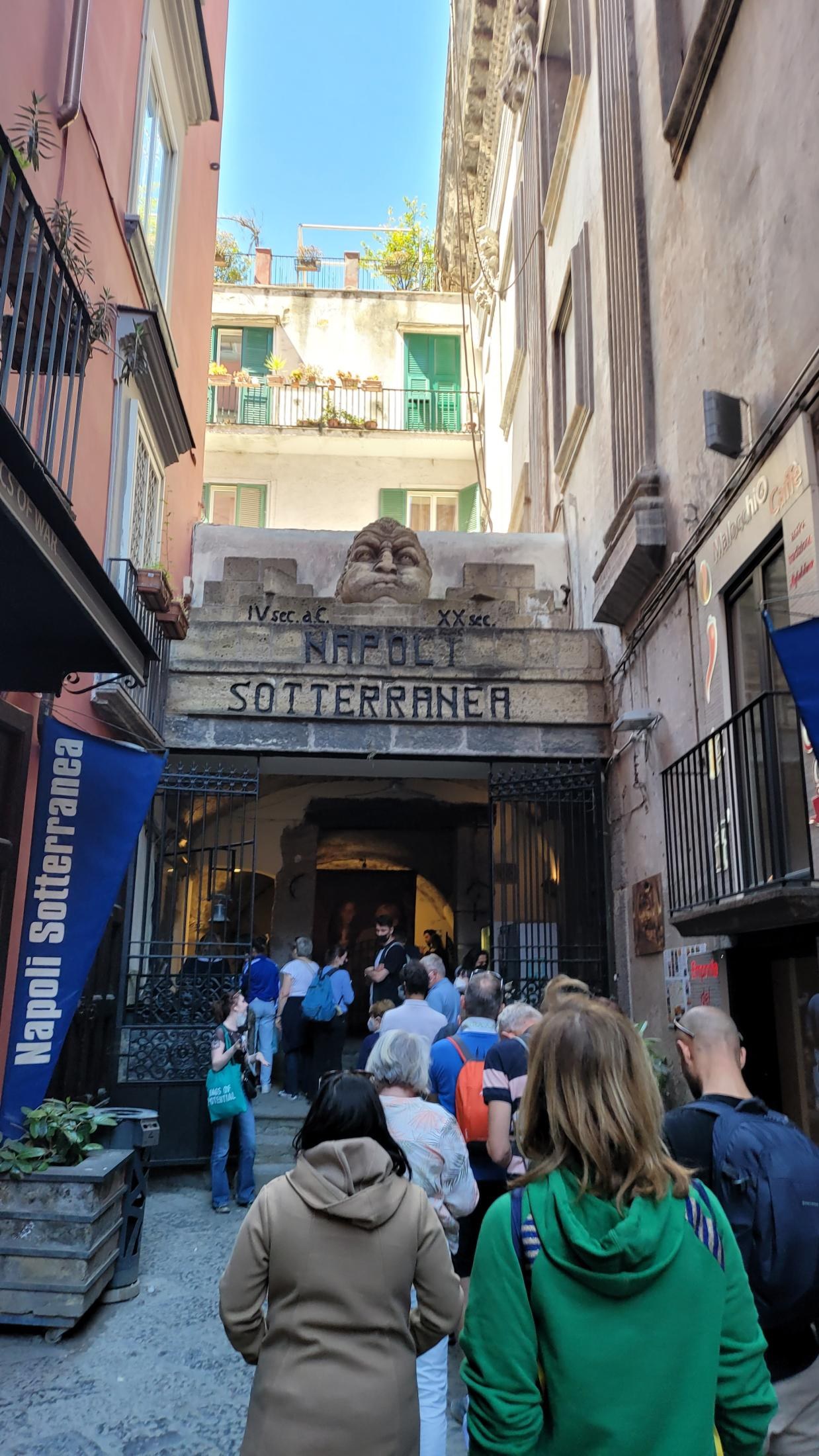 An Imperfect Italy, or How "See Naples and Die" Turned Out to Be a Mistranslation