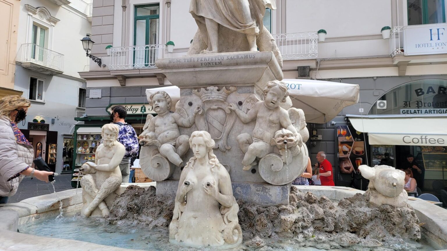 An Imperfect Italy, or How "See Naples and Die" Turned Out to Be a Mistranslation