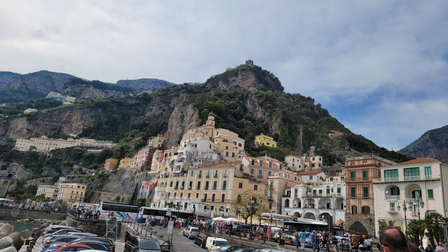 An Imperfect Italy, or How "See Naples and Die" Turned Out to Be a Mistranslation