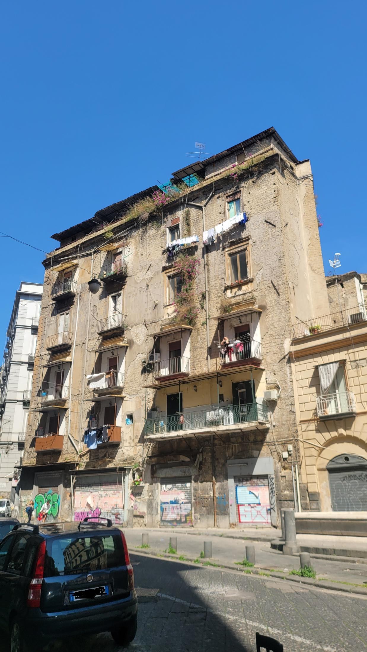 An Imperfect Italy, or How "See Naples and Die" Turned Out to Be a Mistranslation