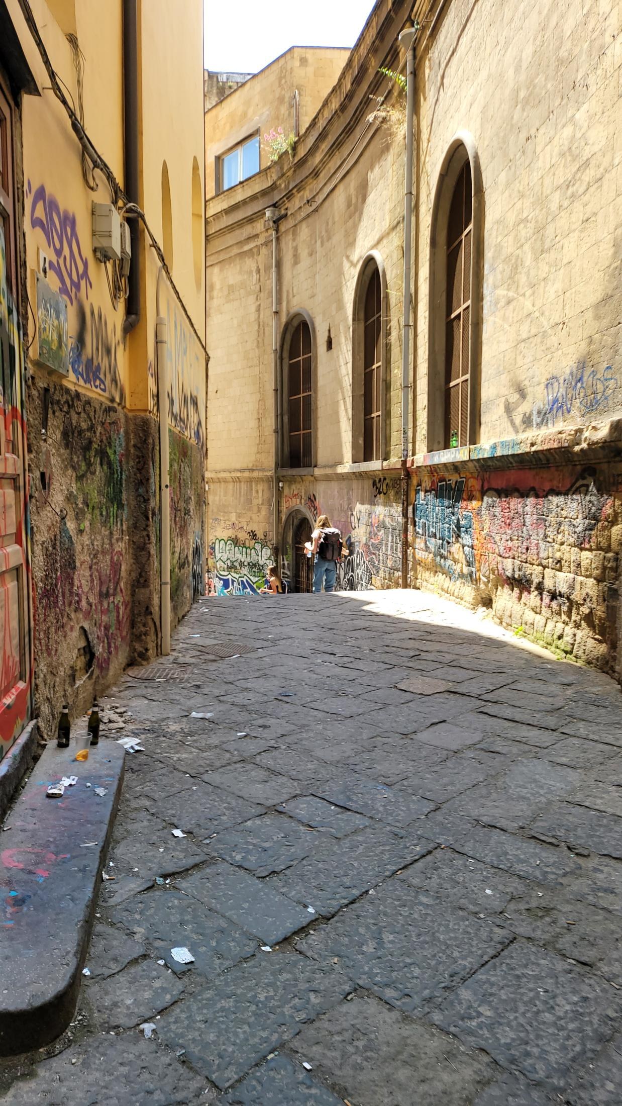 An Imperfect Italy, or How "See Naples and Die" Turned Out to Be a Mistranslation
