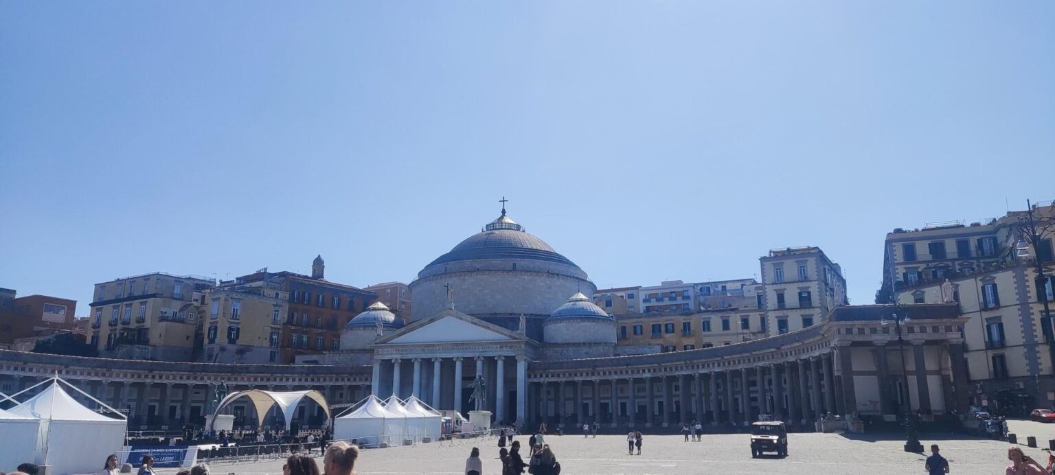 An Imperfect Italy, or How "See Naples and Die" Turned Out to Be a Mistranslation