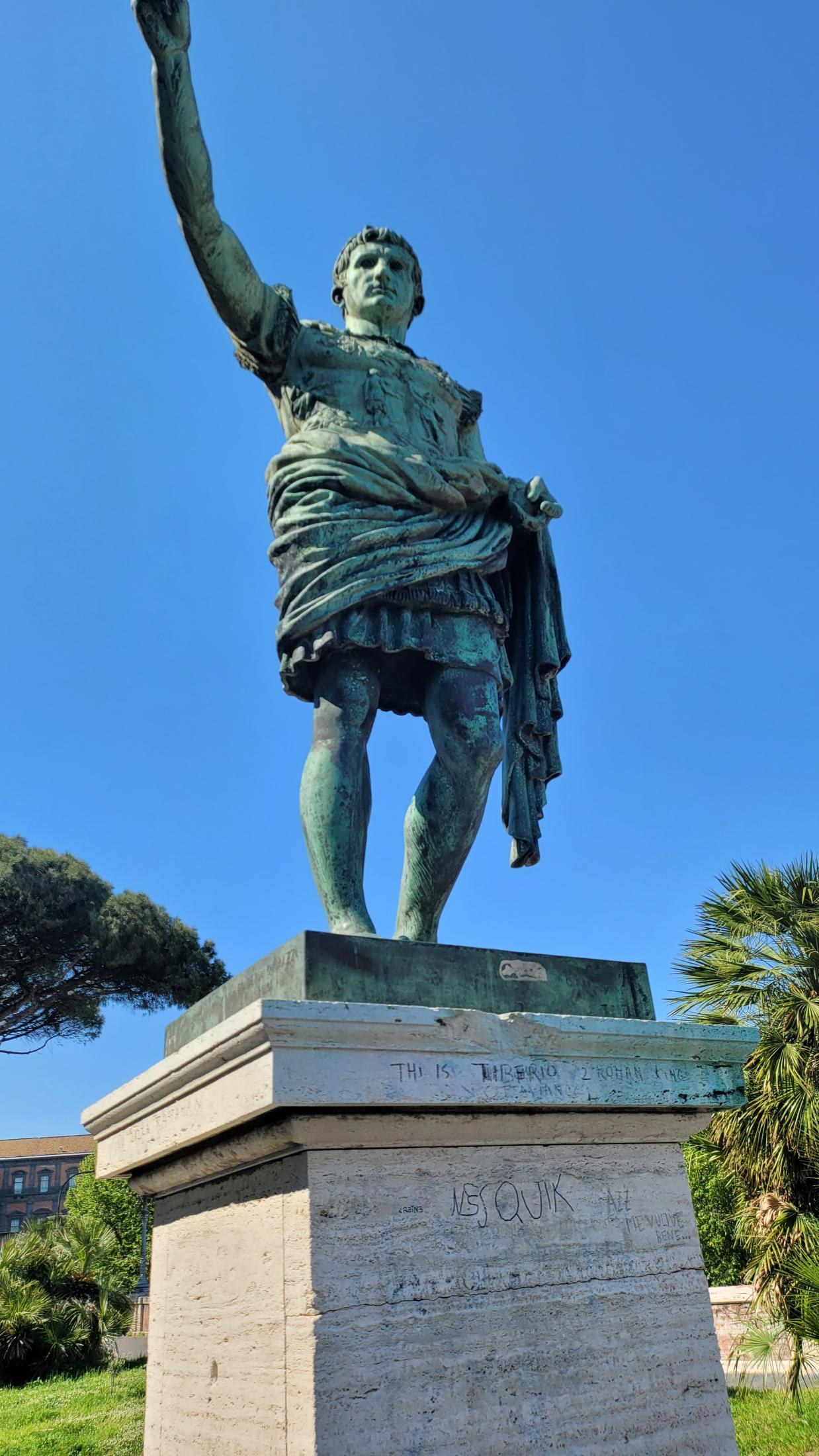 An Imperfect Italy, or How "See Naples and Die" Turned Out to Be a Mistranslation