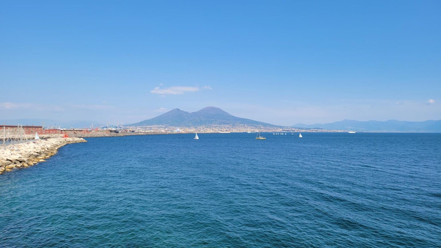 An Imperfect Italy, or How "See Naples and Die" Turned Out to Be a Mistranslation