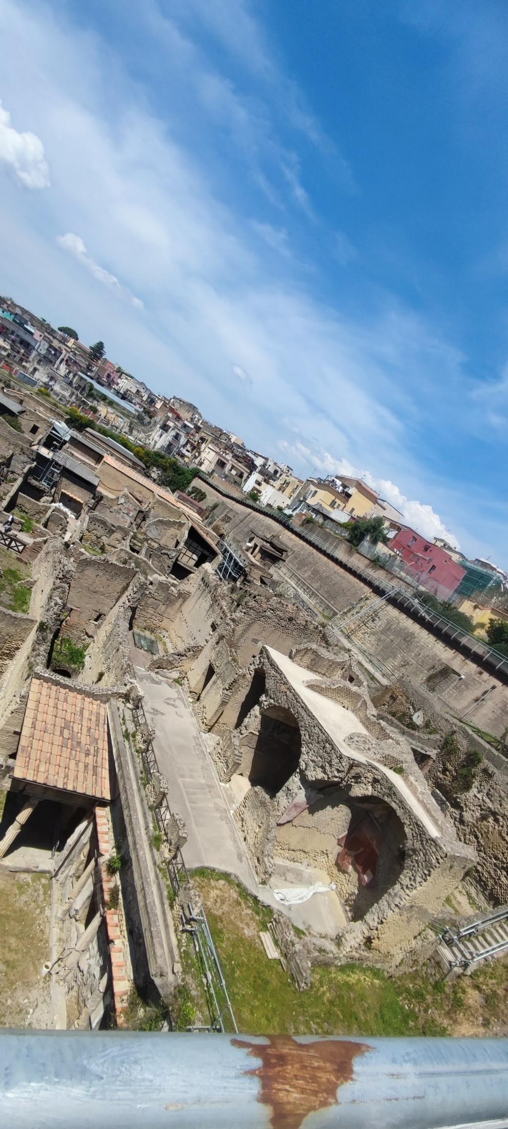 An Imperfect Italy, or How "See Naples and Die" Turned Out to Be a Mistranslation