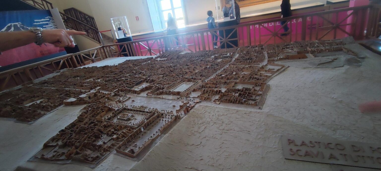 An Imperfect Italy, or How "See Naples and Die" Turned Out to Be a Mistranslation