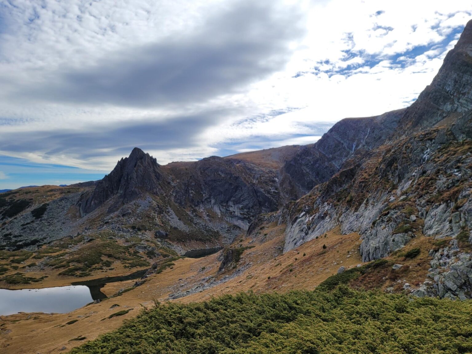 The Seven Rila Lakes, Bulgaria: The Fox That Behaved Like a Cat