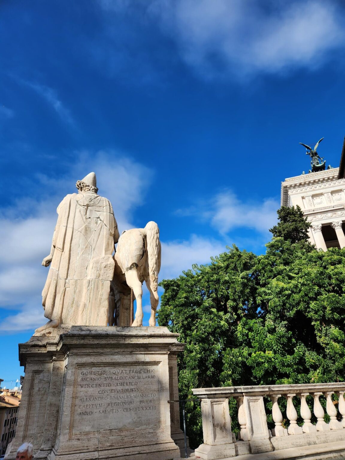 Rome in 8 Days: Walking 100 km Through a History Textbook