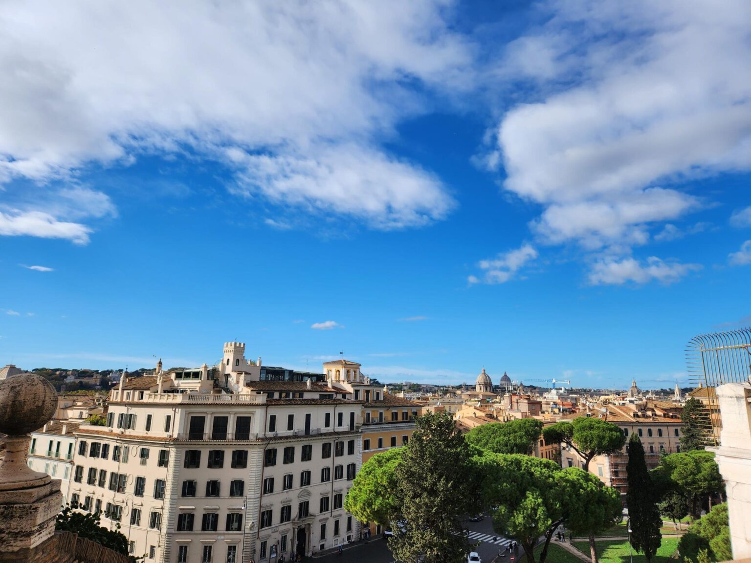 Rome in 8 Days: Walking 100 km Through a History Textbook