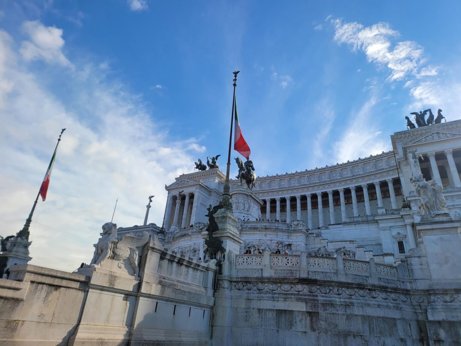 Rome in 8 Days: Walking 100 km Through a History Textbook