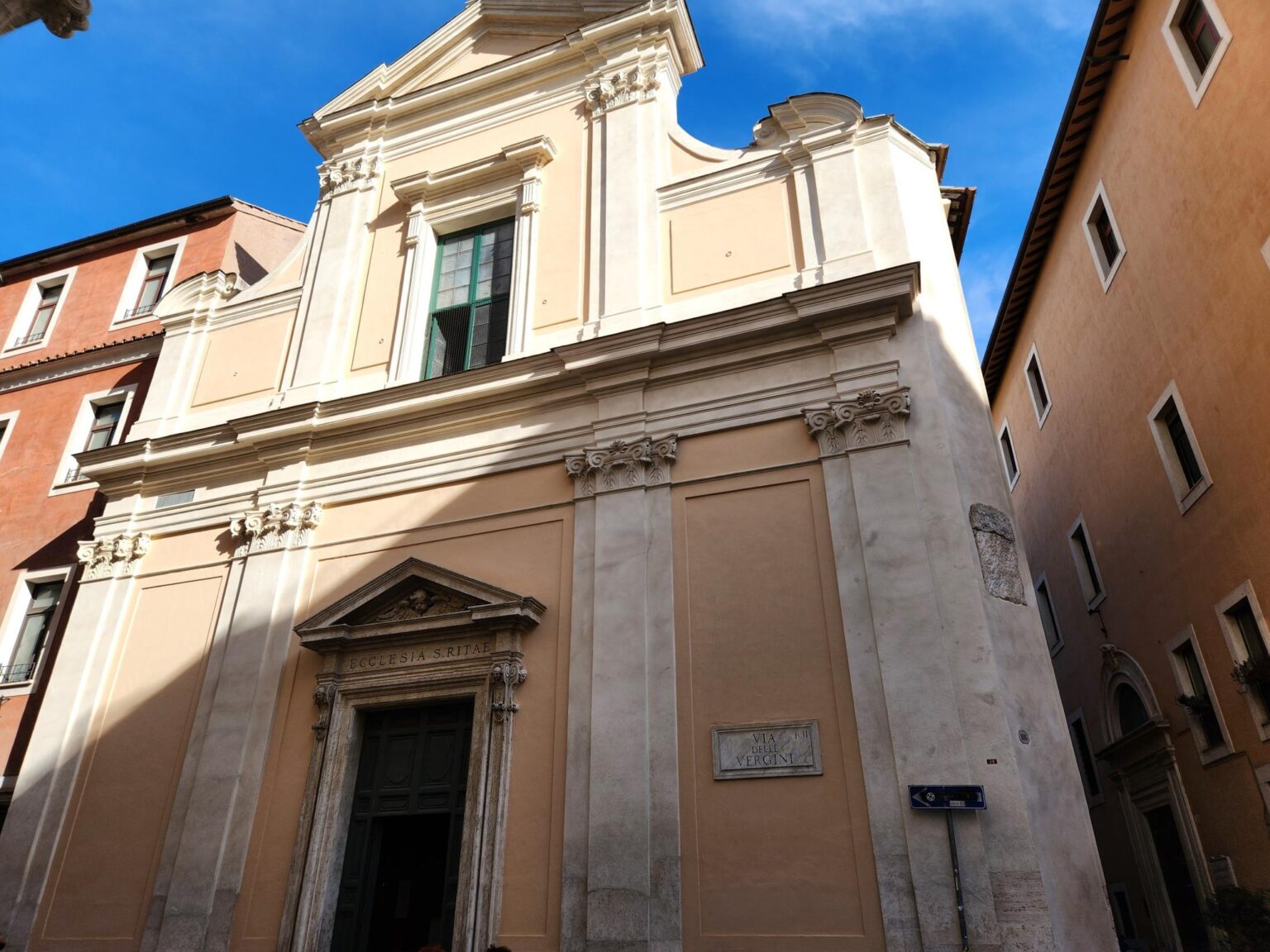 Rome in 8 Days: Walking 100 km Through a History Textbook