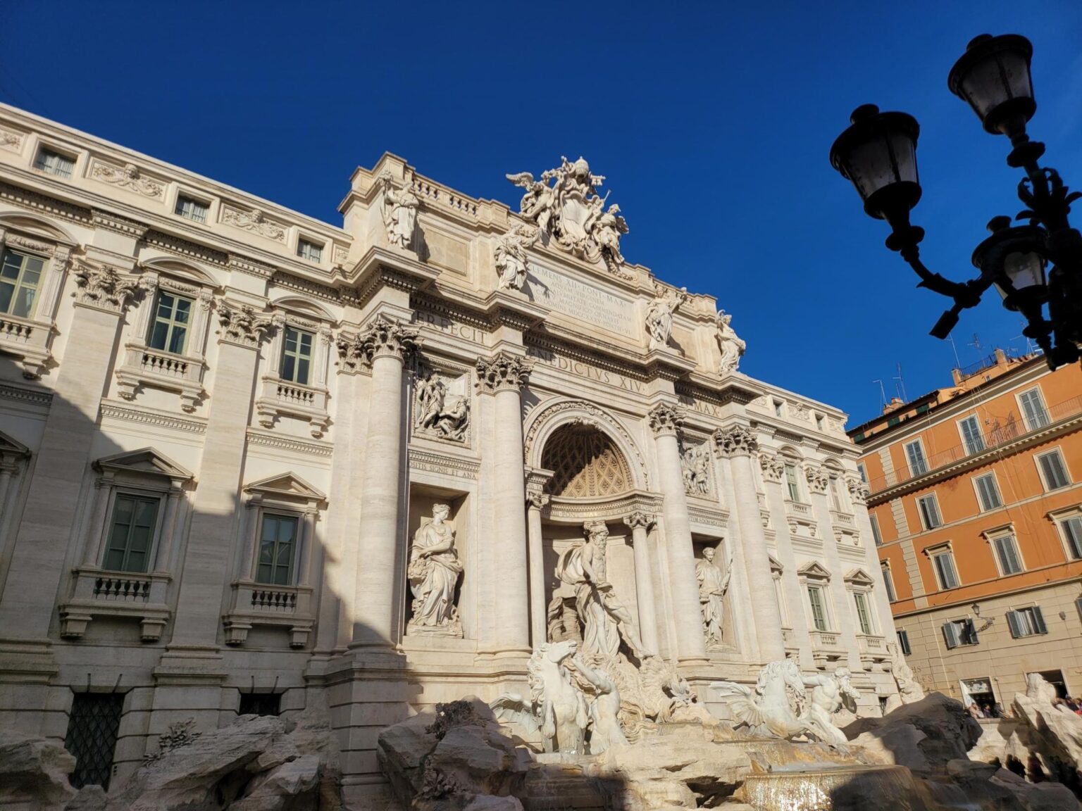 Rome in 8 Days: Walking 100 km Through a History Textbook