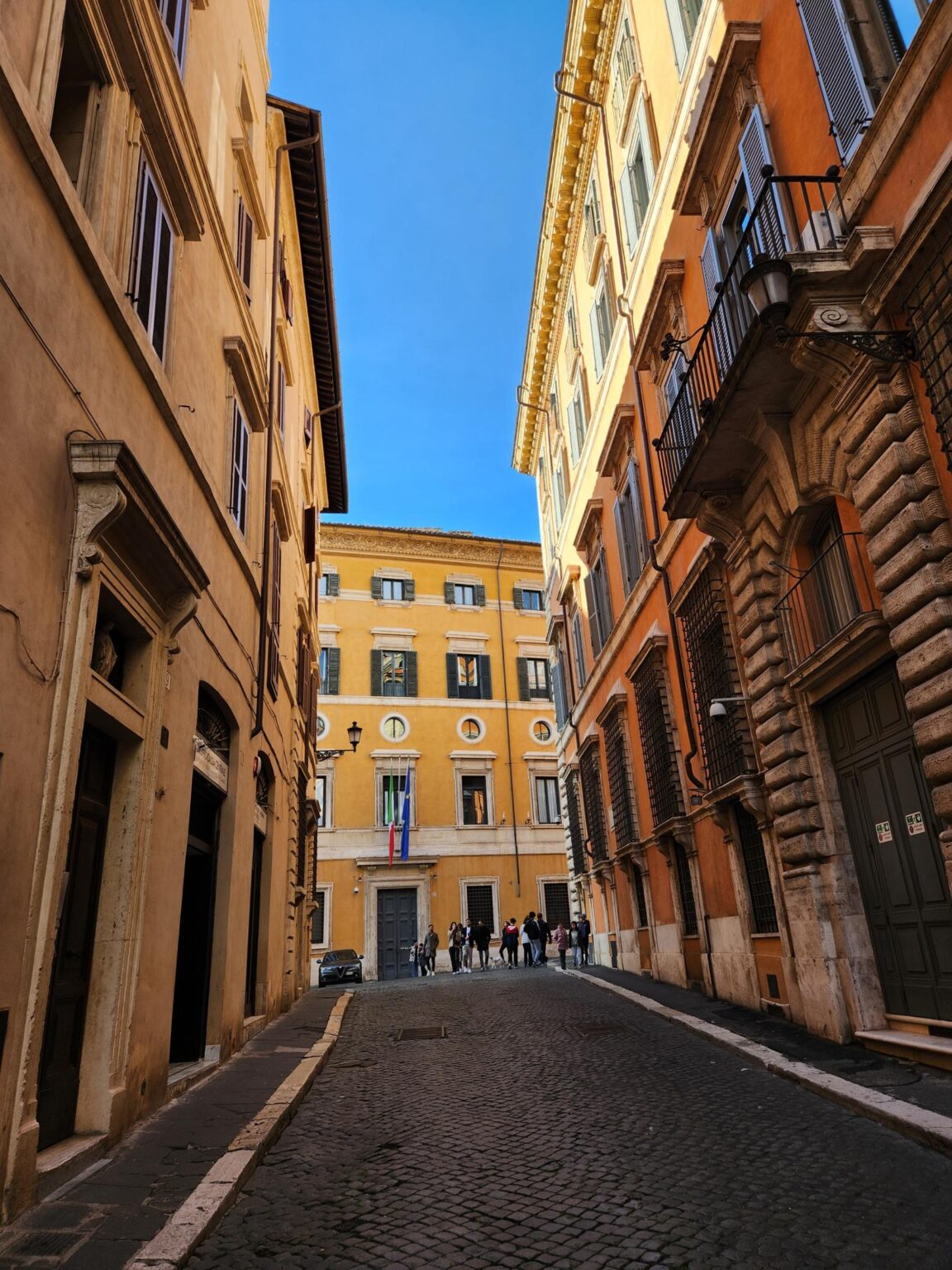 Rome in 8 Days: Walking 100 km Through a History Textbook