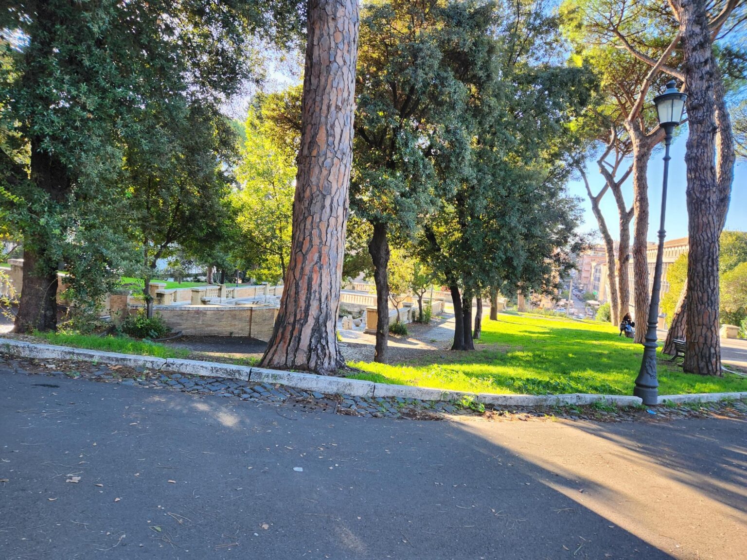 Rome in 8 Days: Walking 100 km Through a History Textbook