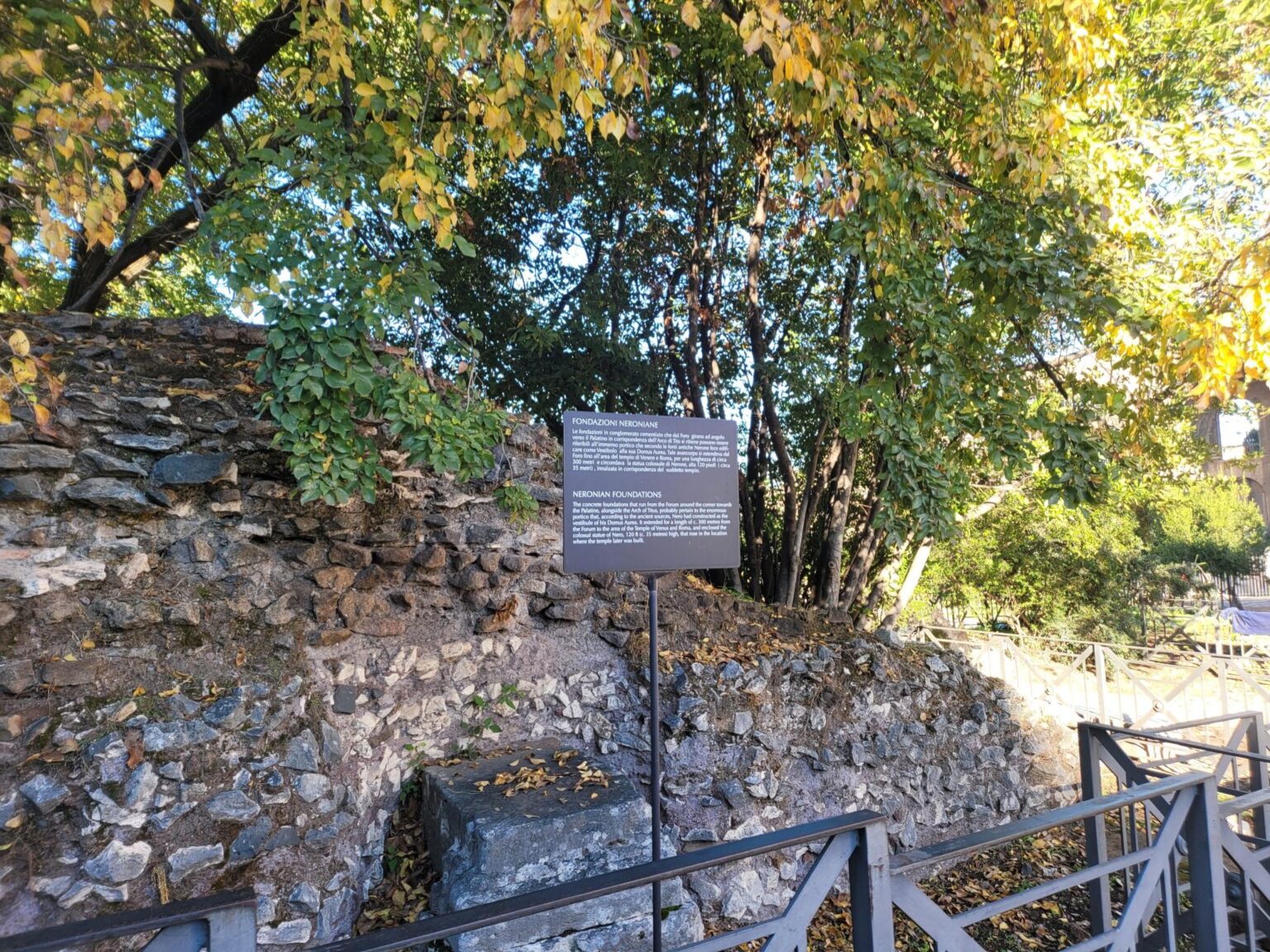 Rome in 8 Days: Walking 100 km Through a History Textbook