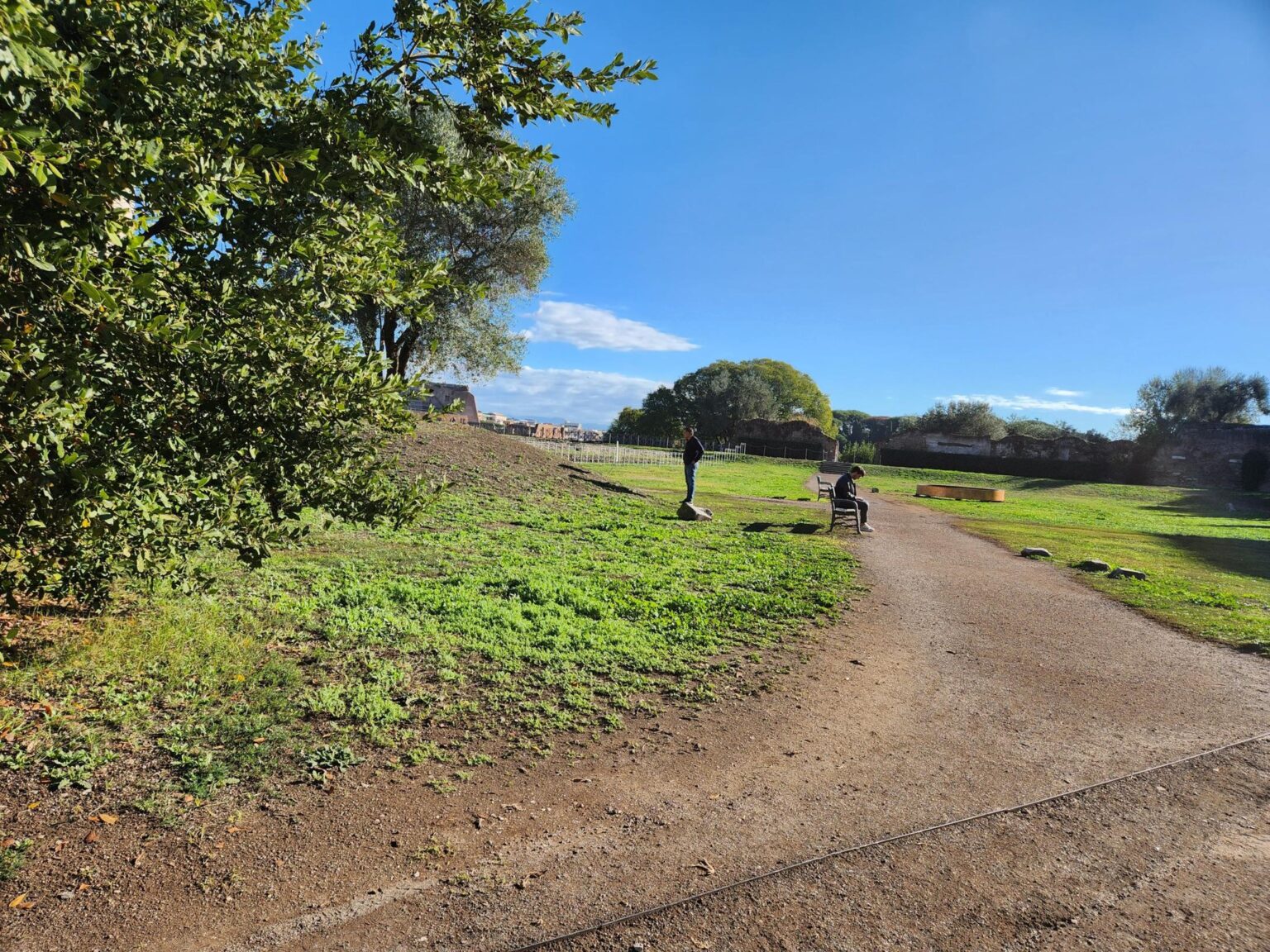 Rome in 8 Days: Walking 100 km Through a History Textbook