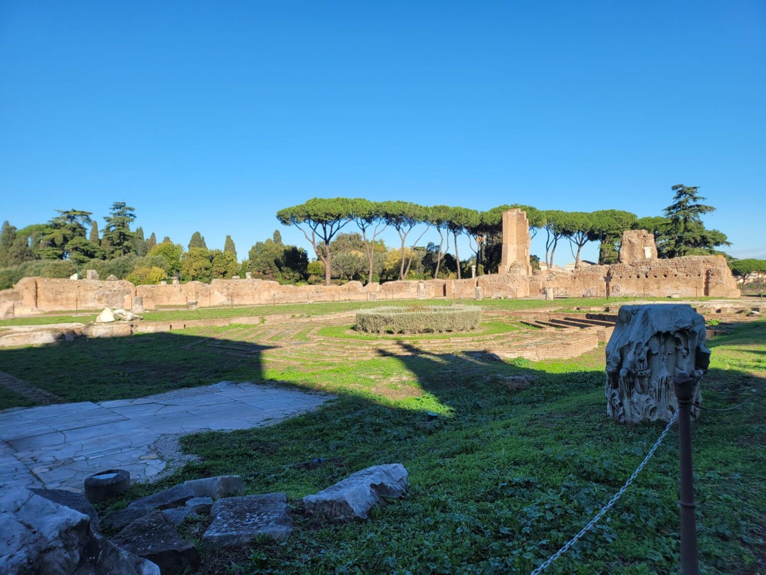 Rome in 8 Days: Walking 100 km Through a History Textbook