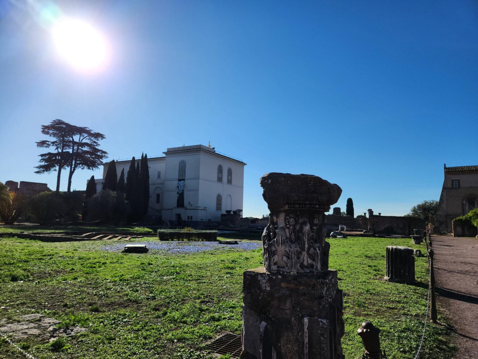 Rome in 8 Days: Walking 100 km Through a History Textbook
