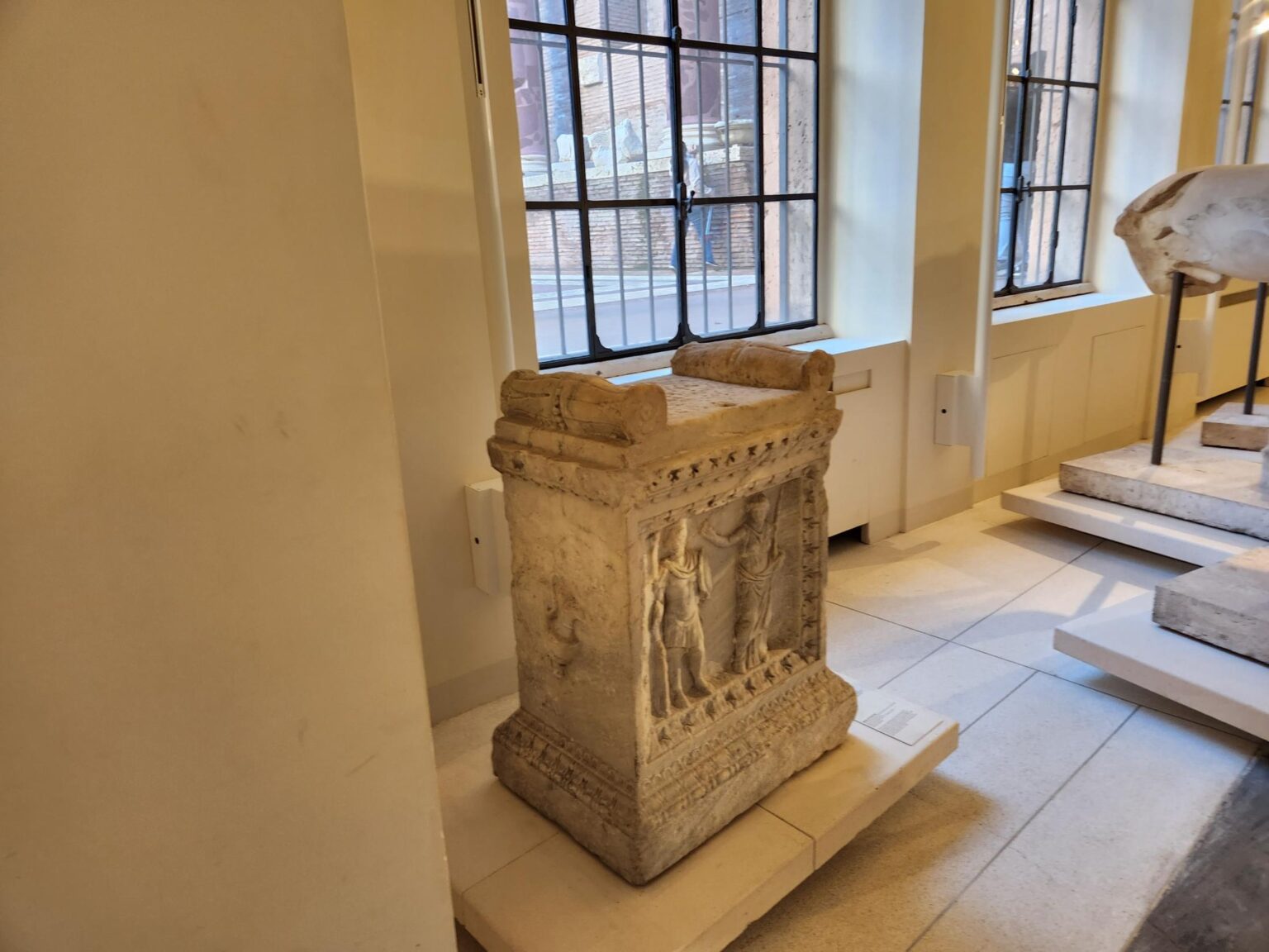 Rome in 8 Days: Walking 100 km Through a History Textbook