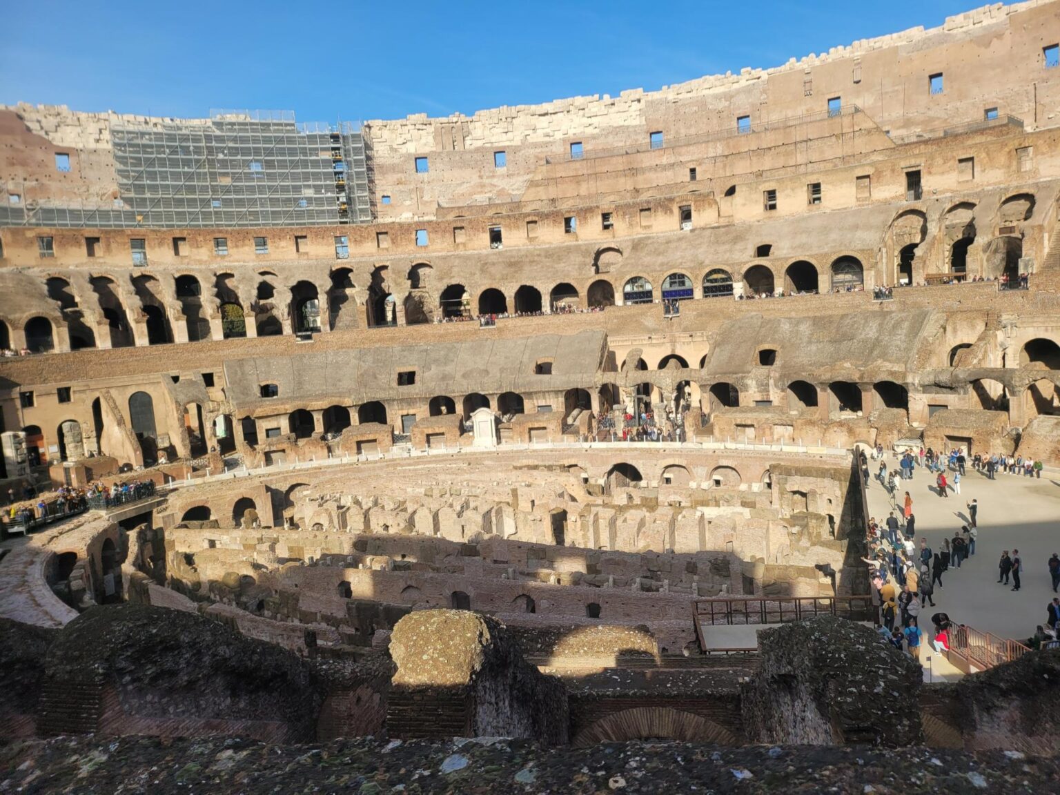 Rome in 8 Days: Walking 100 km Through a History Textbook