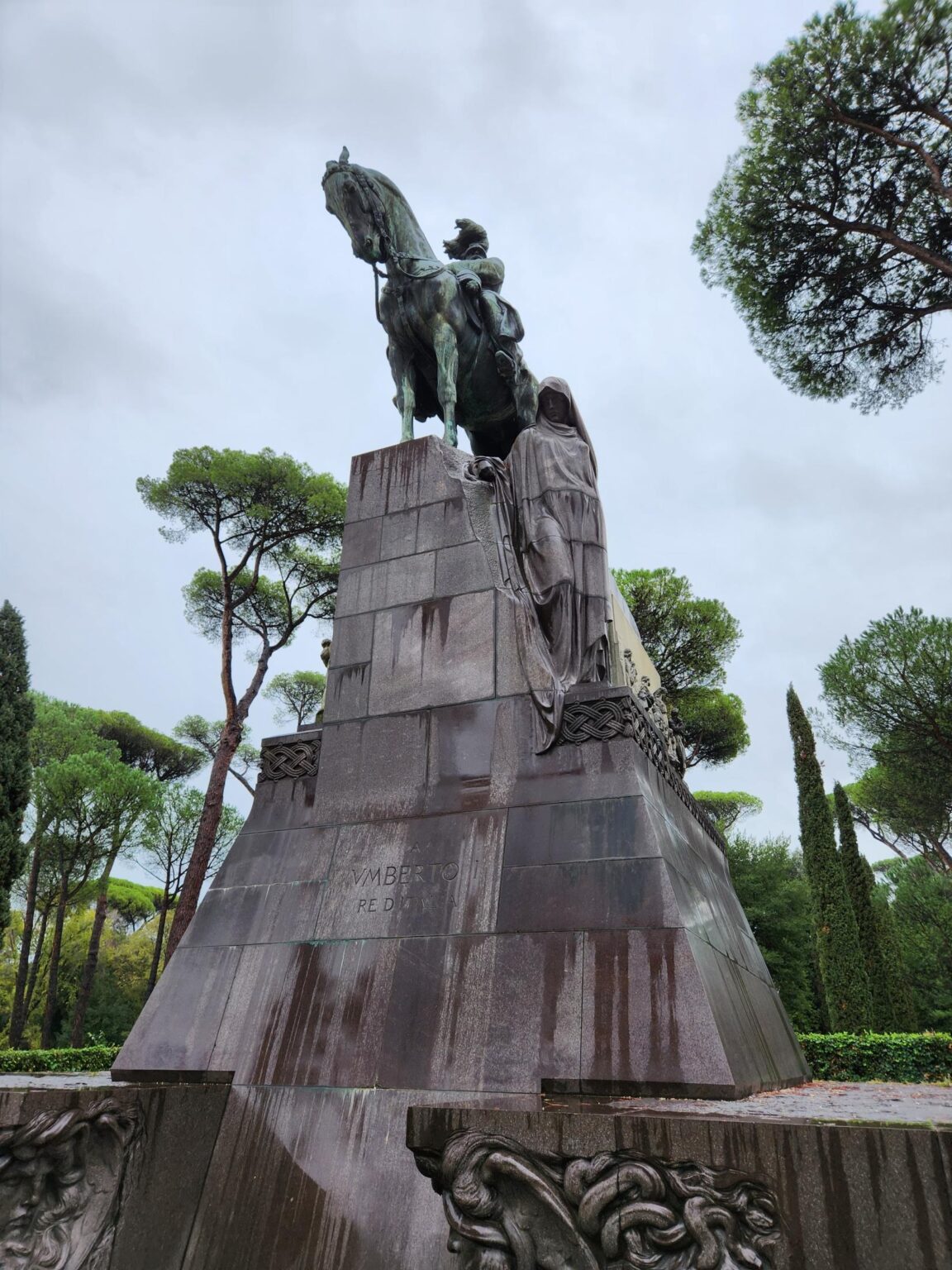 Rome in 8 Days: Walking 100 km Through a History Textbook