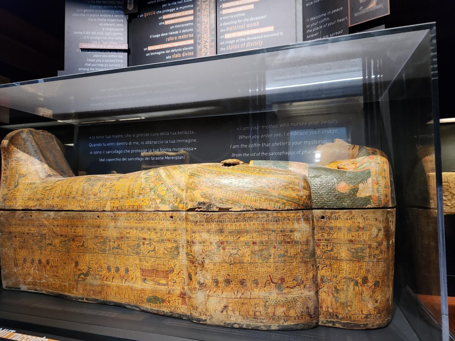 Rome in 8 Days: Walking 100 km Through a History Textbook
